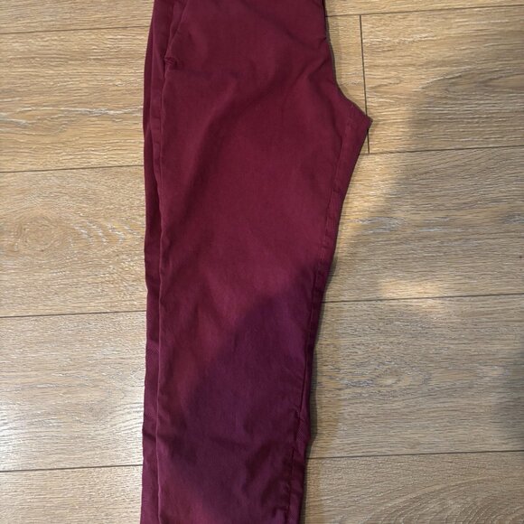 Frank & Eileen Wicklow Cotton Italian Performance Chinos in Merlot in Size 6 - Picture 7 of 8